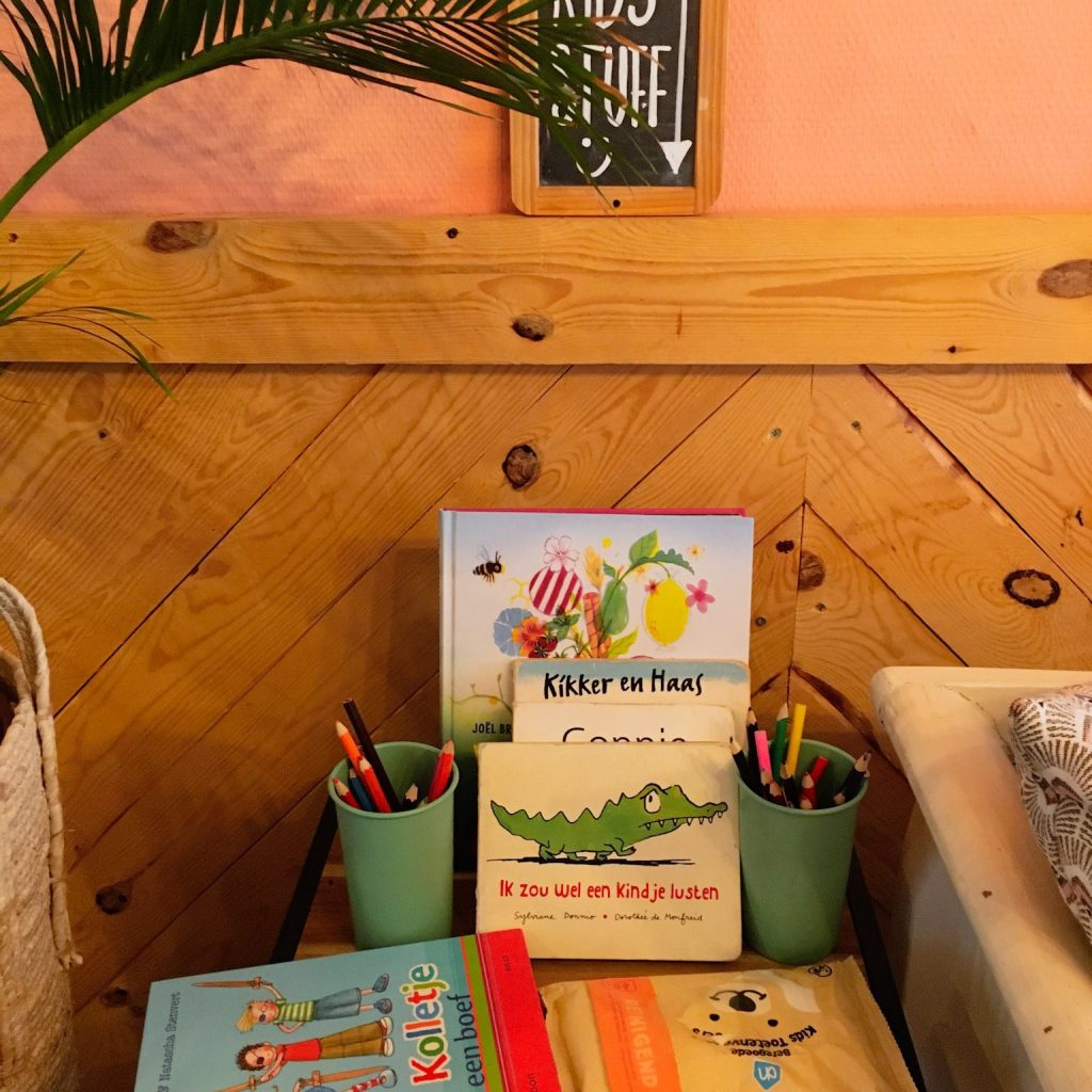cafe flora dordrecht kidsproof kindvriendelijk 